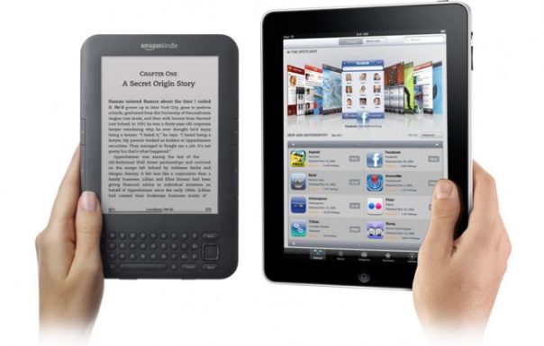 Co je lepší na čtení eknih - čtečka Kindle nebo tablet iPad?